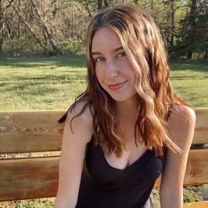 Meet your Posher, Avery